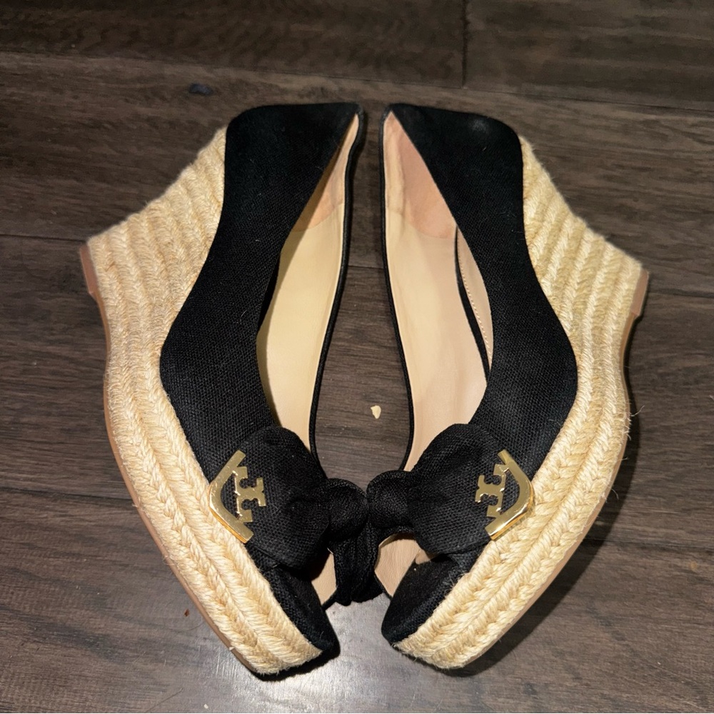 Tory Burch Elegant Black Bow Women's Shoes - Picture 5 of 10